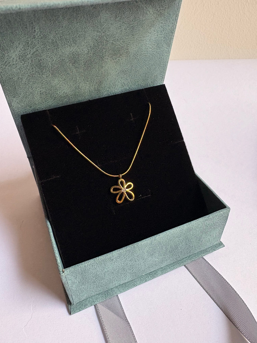 Golden Bloom Pendant Necklace