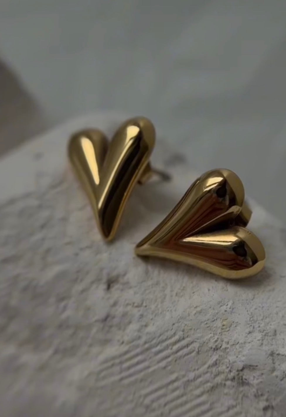 Amour Inflated Heart Studs