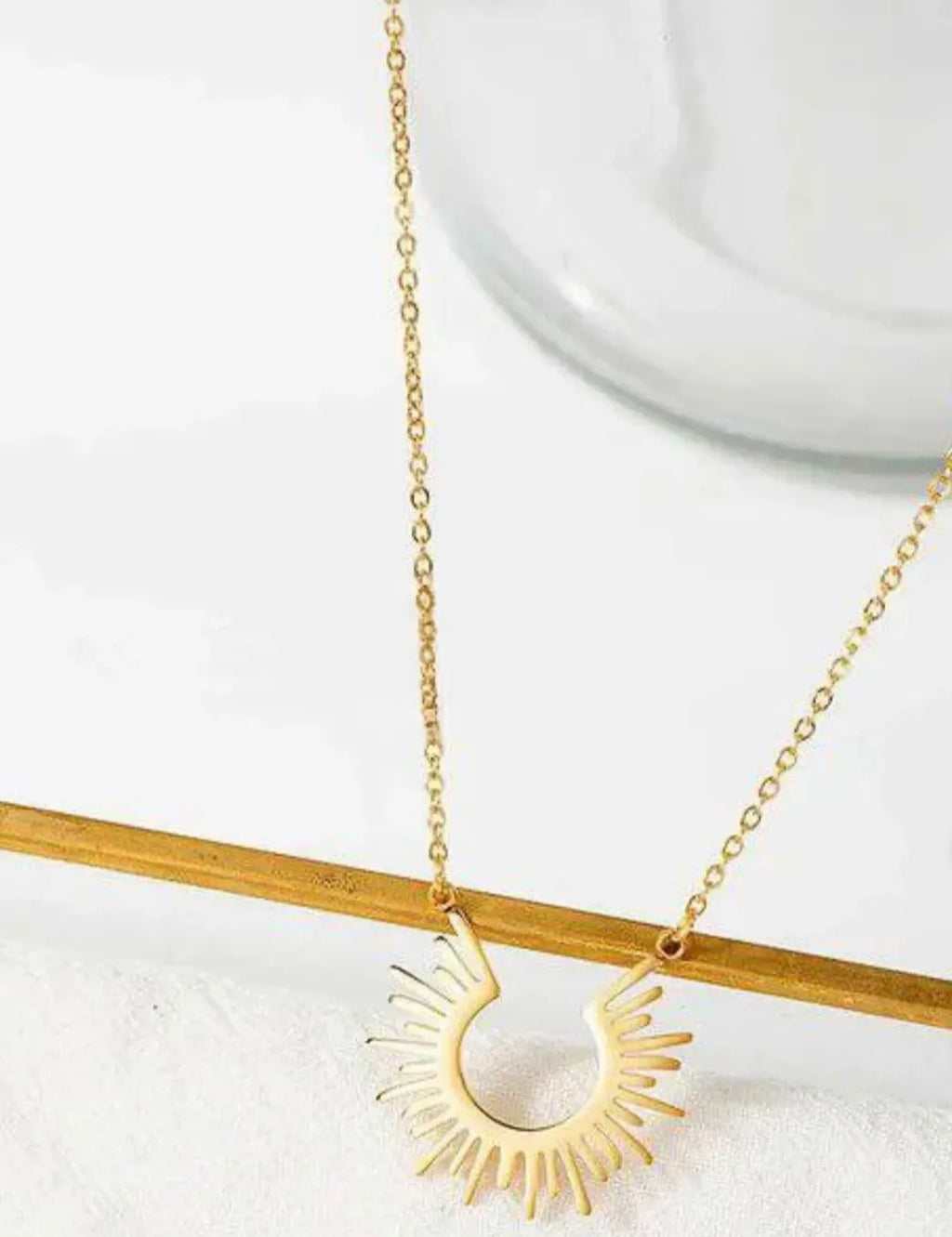 Sunburst Glow Necklace