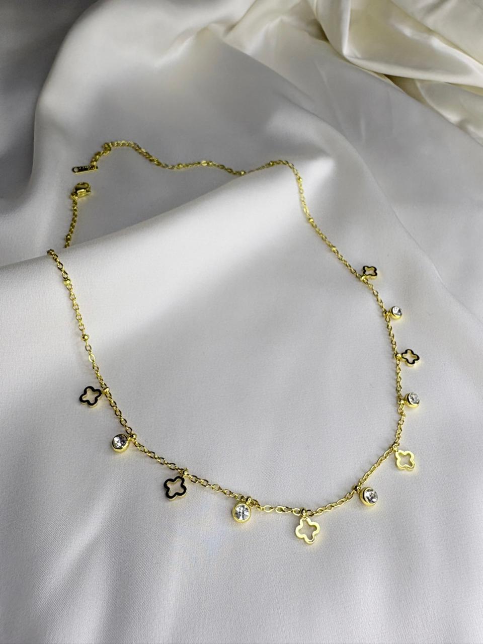 Golden Clover Charm Combo ✨