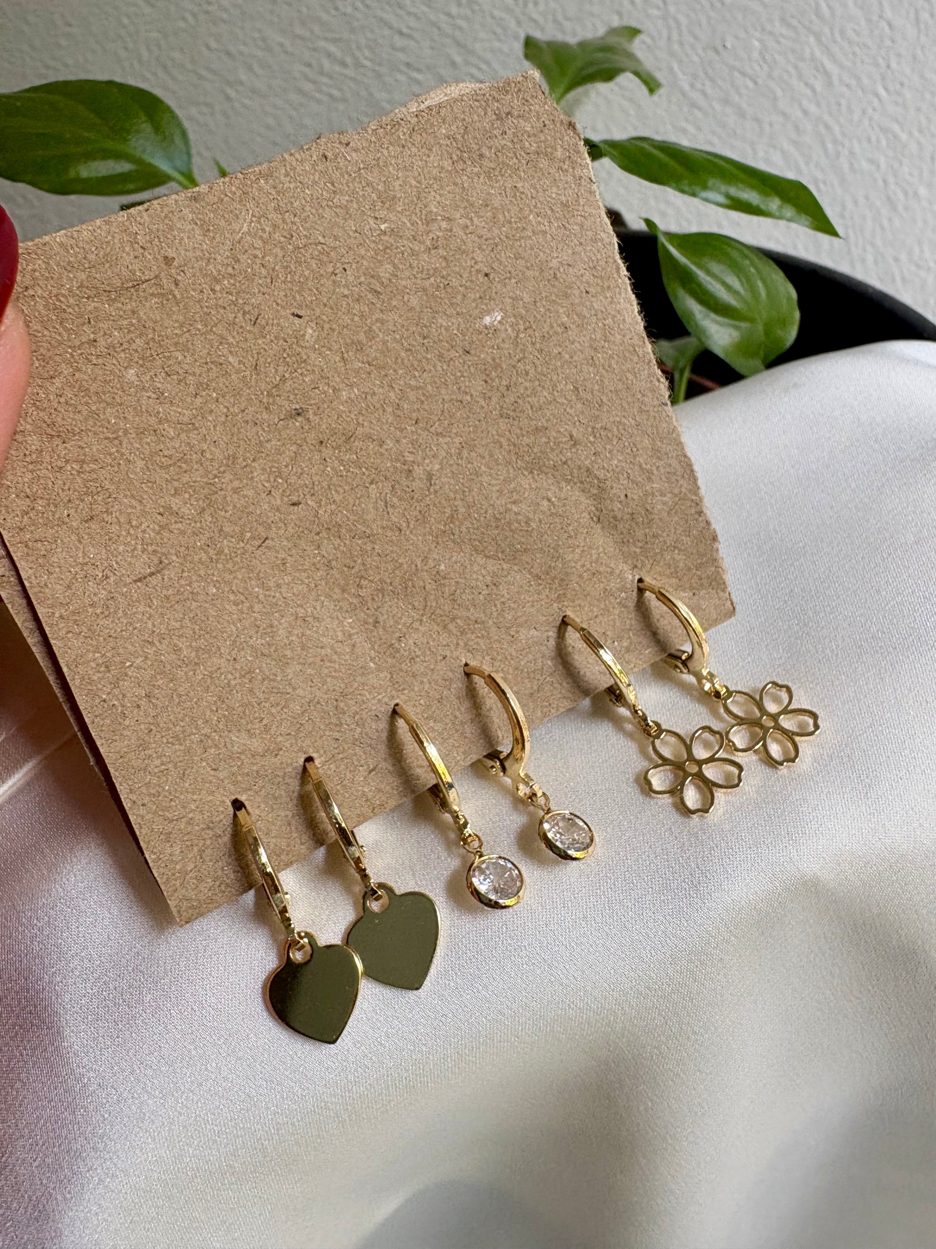 Dainty trio set