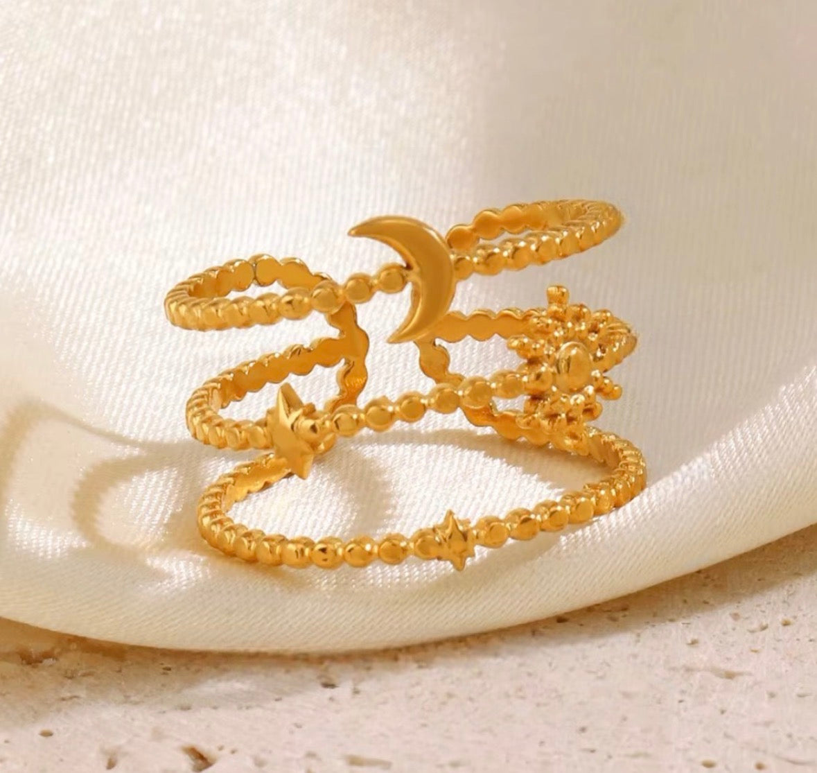 Moon, star & sun 3 layered statement ring