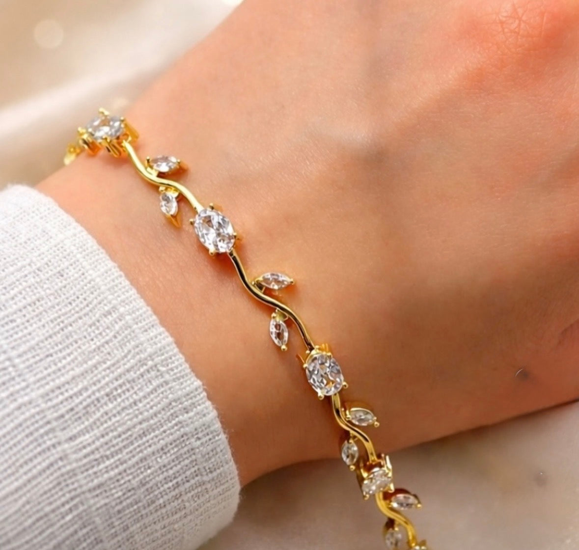 White Crystal Tulip Bracelet