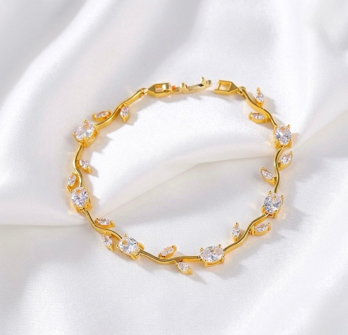 White Crystal Tulip Bracelet