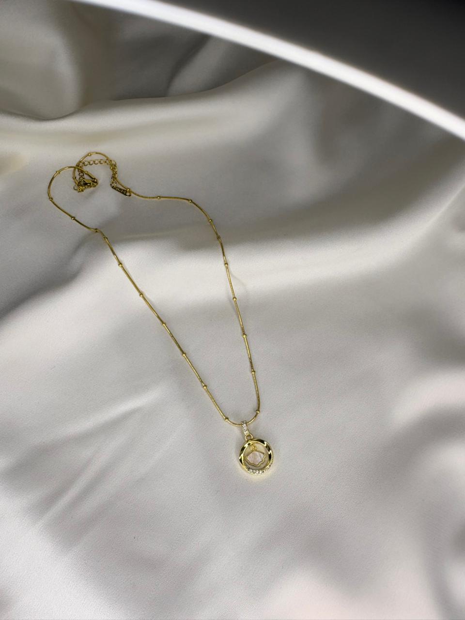Pearl Shell Medallion Pendant Necklace